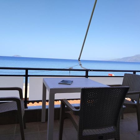 Villa Golden Ammos Sea View Kalamaki  Buitenkant foto